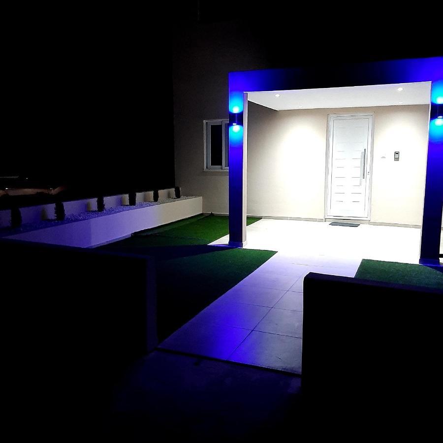 Universe House Dromolaxia Eksteriør bilde
